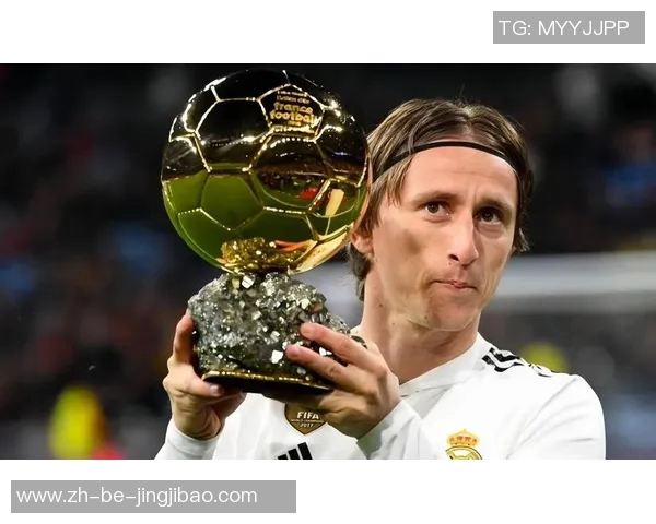 足球巨星泪洒赛场背后 揭示他们不为人知的脆弱与坚韧 足球巨星泪洒赛场背后 揭示他们不为人知的脆弱与坚韧